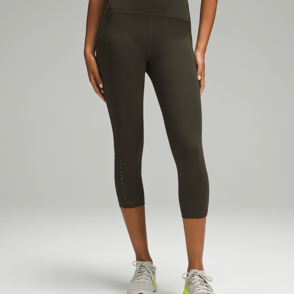 Lululemon swift speed high rise crop 21 size 8 dark olive